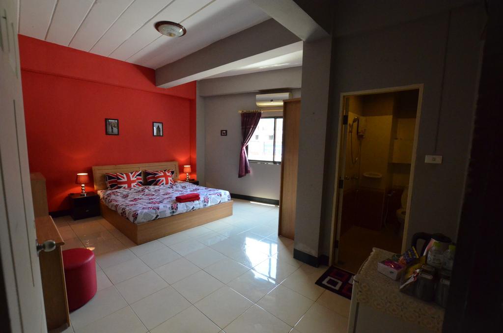 Bua Khao Paradise Pattaya