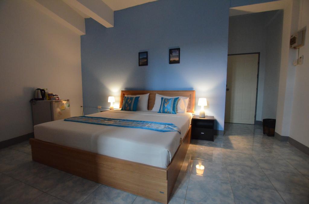 Guest house Bua Khao Paradise 3*